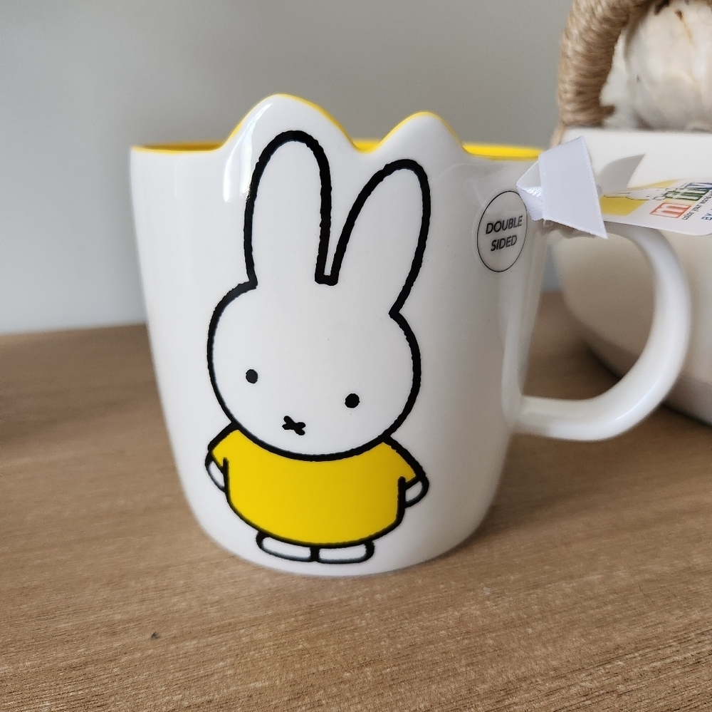 Magenta Miffy Mug with Yellow and White Design
